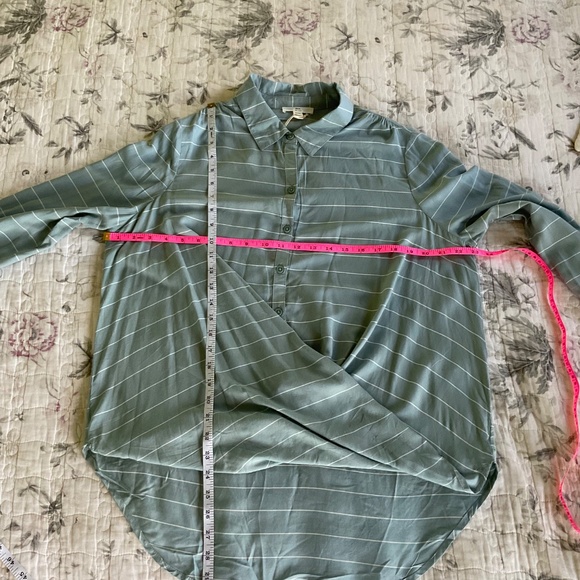 NWT BLL New York Cherie Striped Button Up Moss w/ White Ruched Waist Blouse - Picture 3 of 7